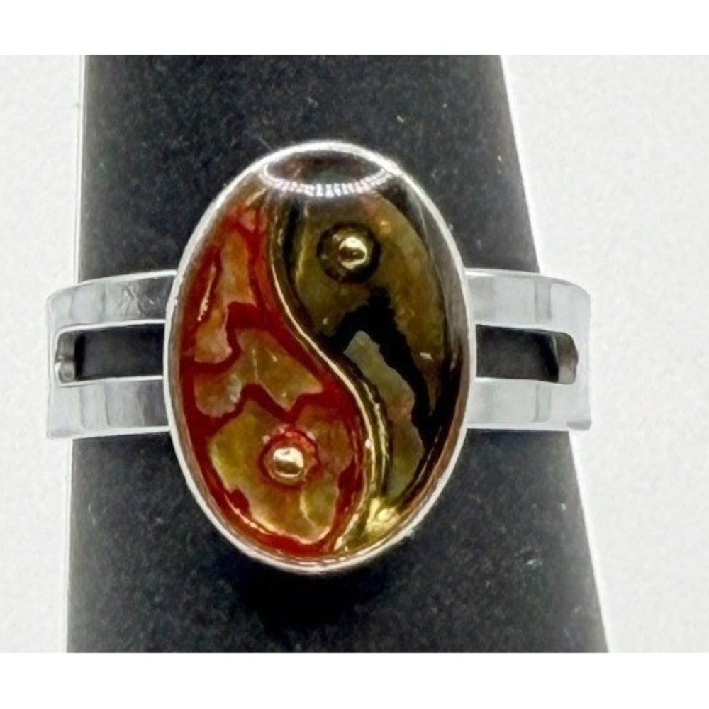 Silver Tone Oval Inlay‎ Ring Adjustable Size 6.25–7 Vintage Style